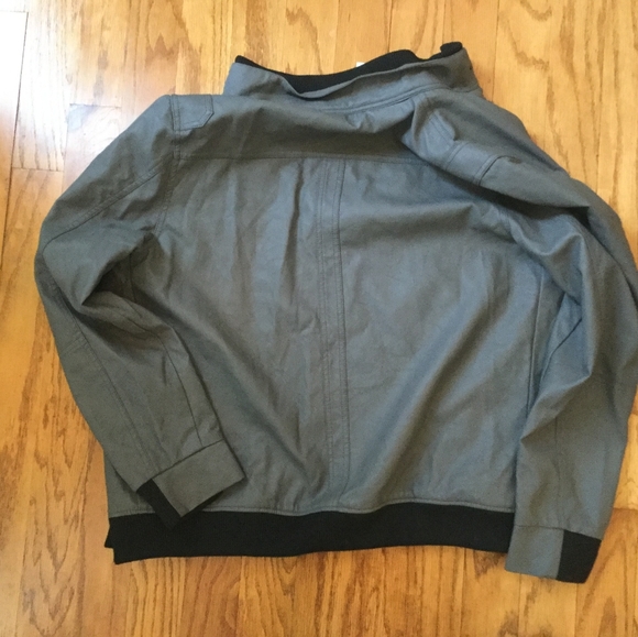 Men's Guess bomber jacket - Picture 2 of 2
